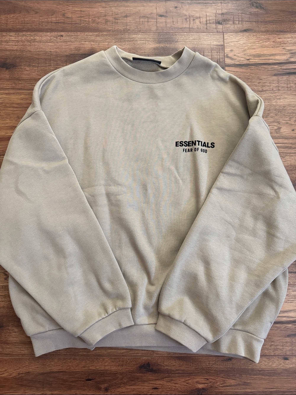 Essentials Men’s Crewneck Sweater in Sandstone sz: Large